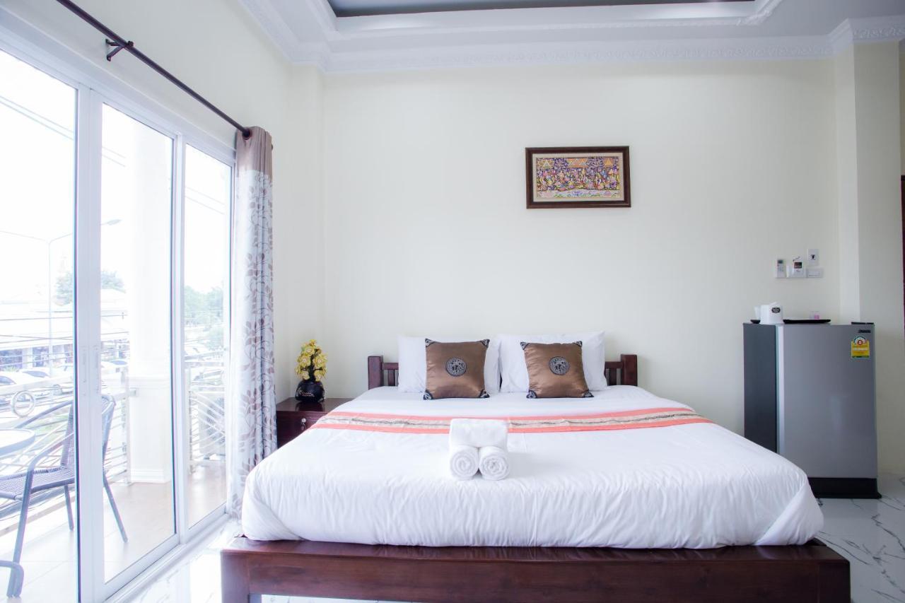 Reun Pon Aek Hotel Chiang Rai Ngoại thất bức ảnh