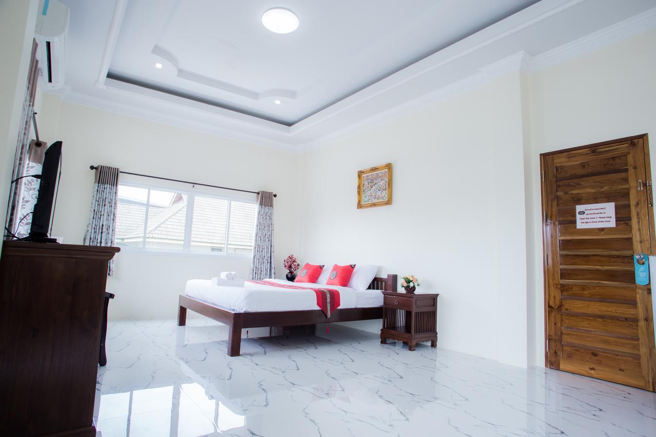 Reun Pon Aek Hotel Chiang Rai Ngoại thất bức ảnh