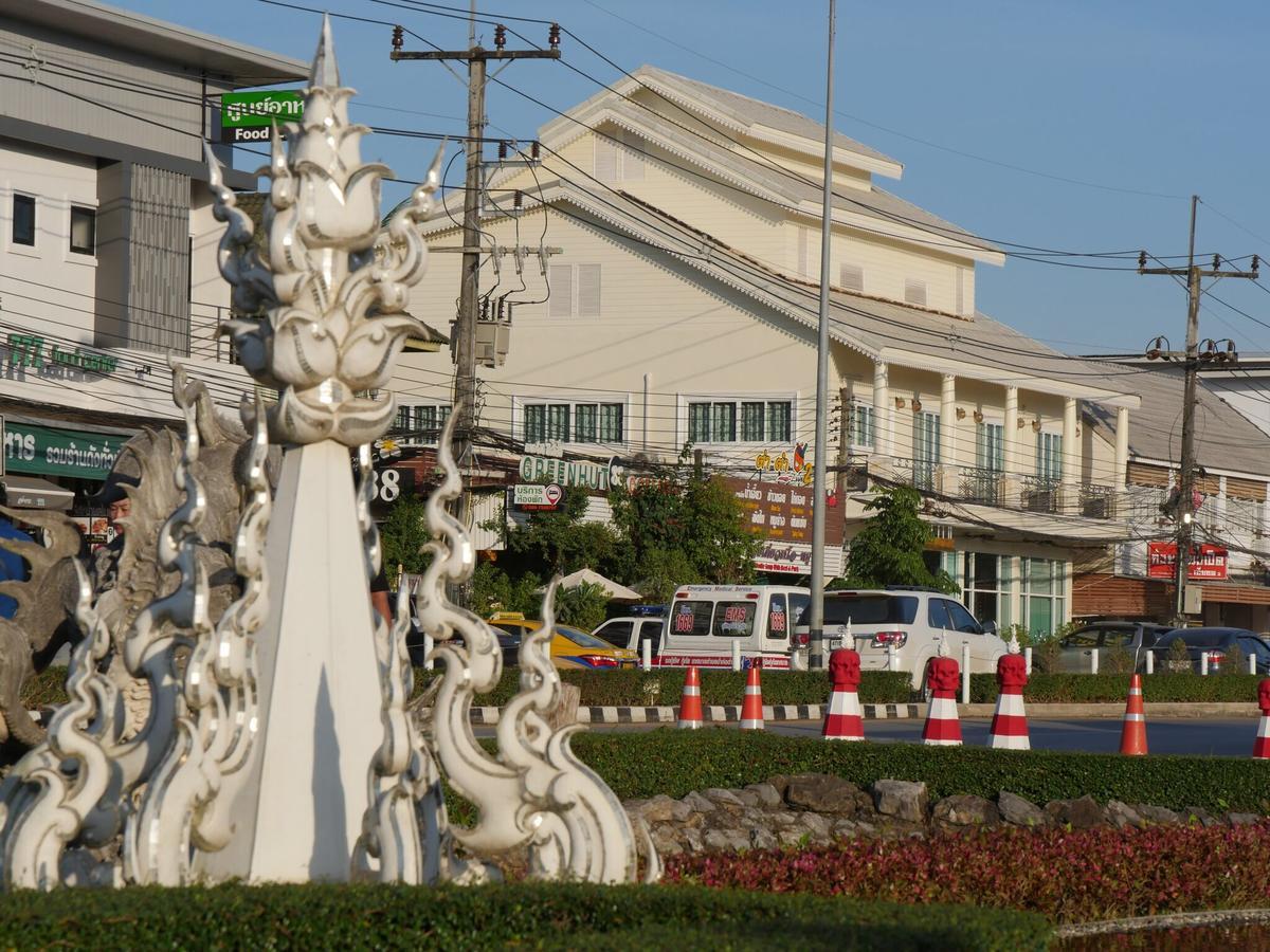 Reun Pon Aek Hotel Chiang Rai Ngoại thất bức ảnh