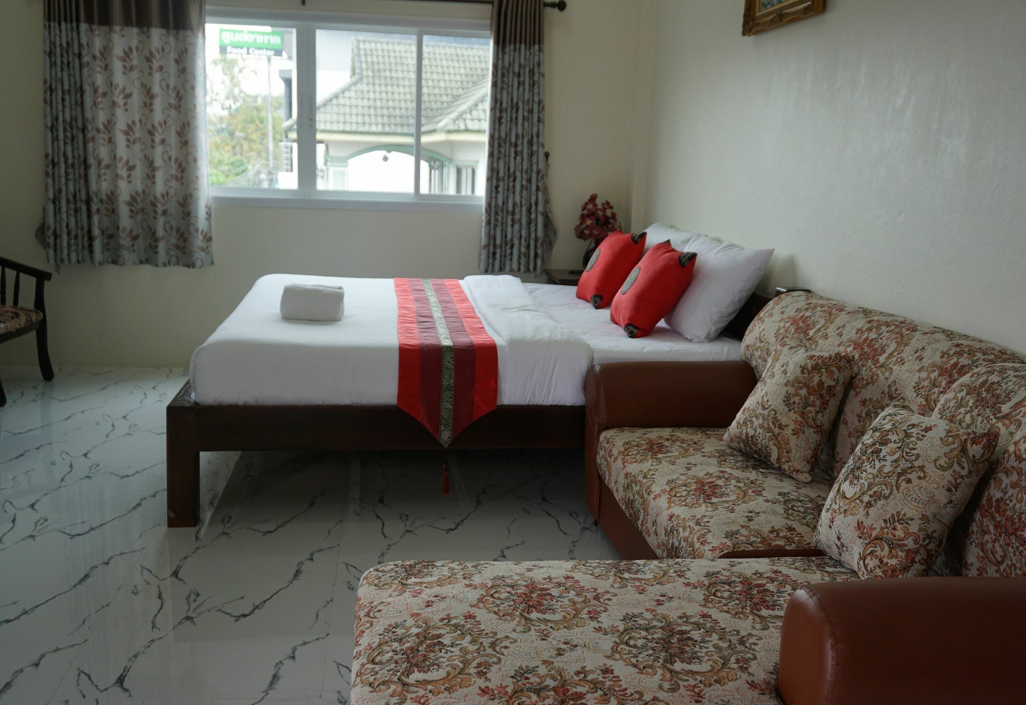 Reun Pon Aek Hotel Chiang Rai Ngoại thất bức ảnh